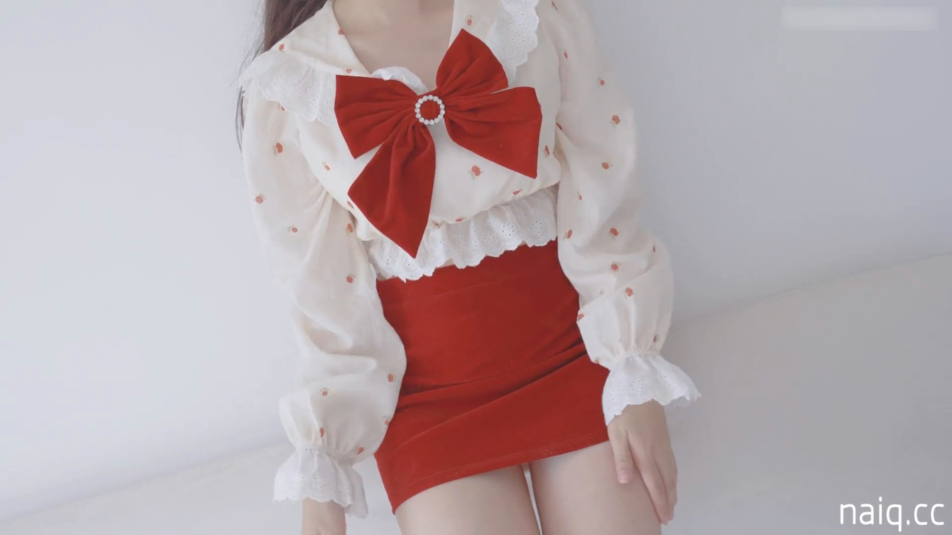 米胡桃 我的盐甜系女友在床上真是骚，让我内射她的小嫩穴，妹妹超甜 [1V-634MB] - 奶圈