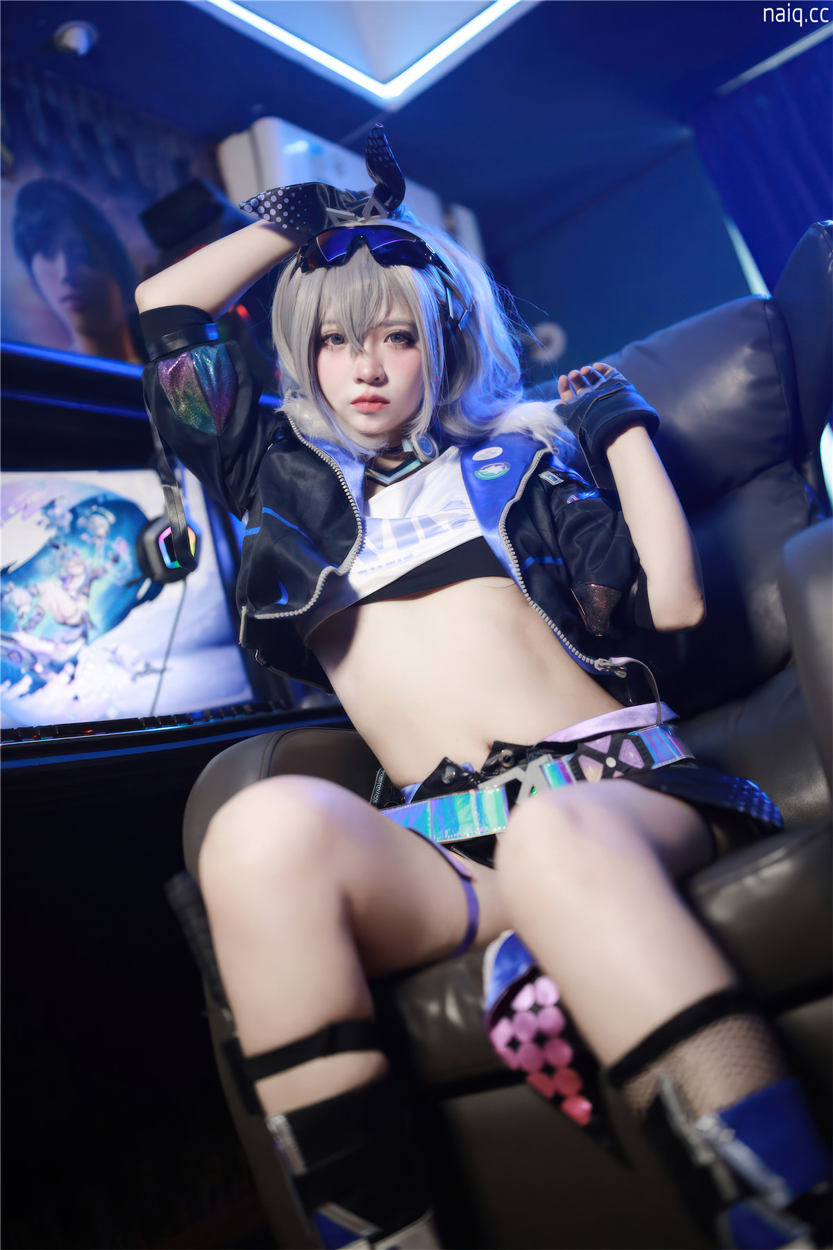 疯猫ss - 少女衣橱 银狼 [37P-311MB] - 奶圈